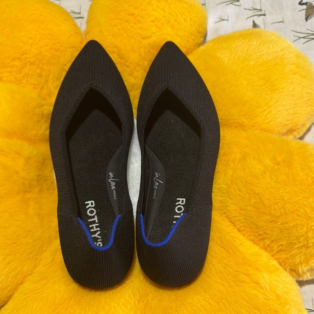 Rothy's Black Flats Sleek Minimalist Design - Picture 4 of 6